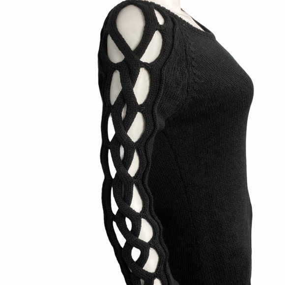 VENUS Sweaters - Venus Black Braided Sleeve Sweater